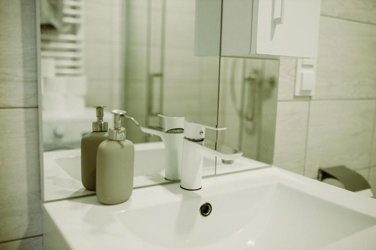 Apartament Magnolia -Centrum Tarnów エクステリア 写真